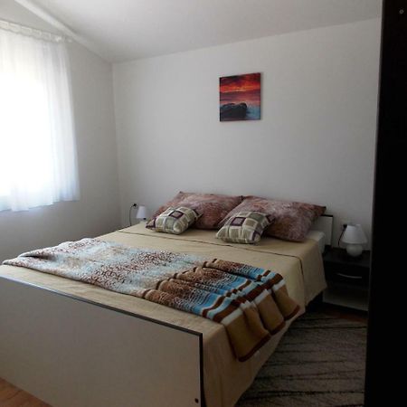 Apartment Vir Eksteriør billede