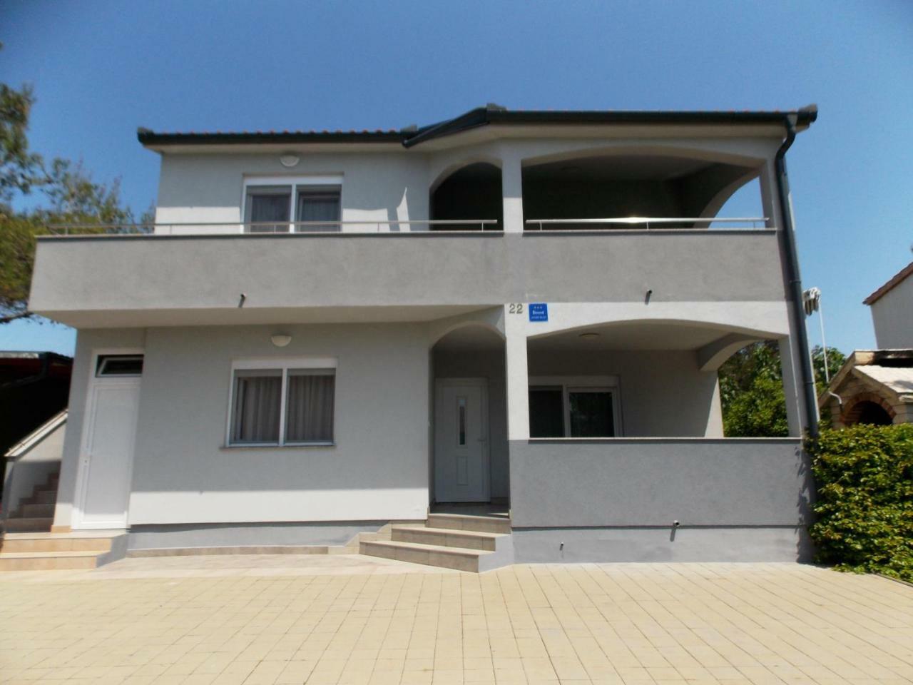 Apartment Vir Eksteriør billede